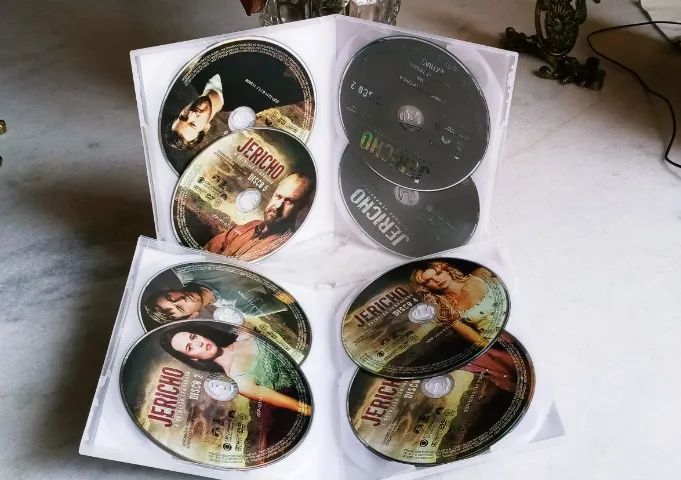 DVD Box Jericho - série completa - 8 Discos - Foto 3