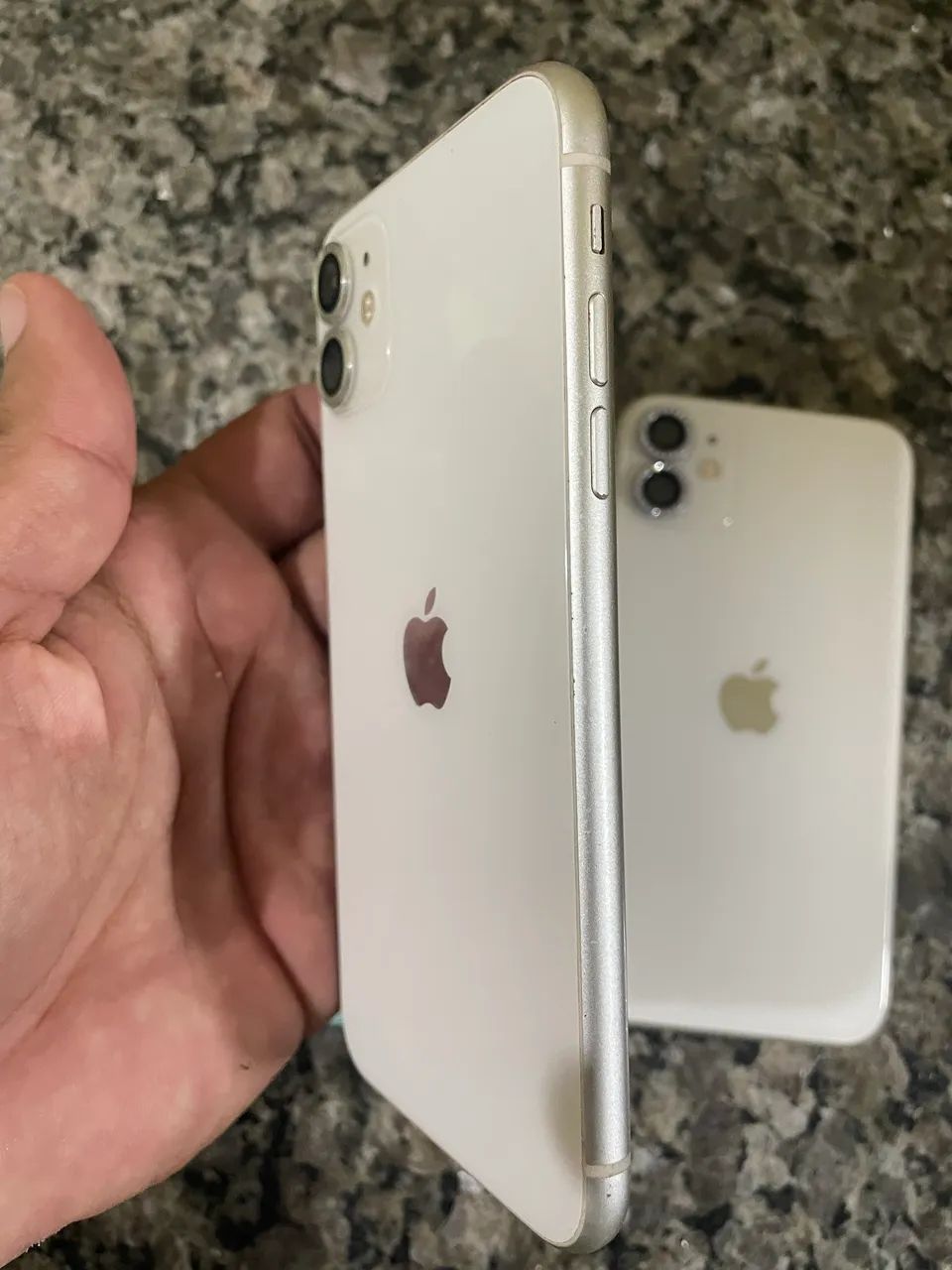 Iphone 11 branco 64 g  - Foto 3