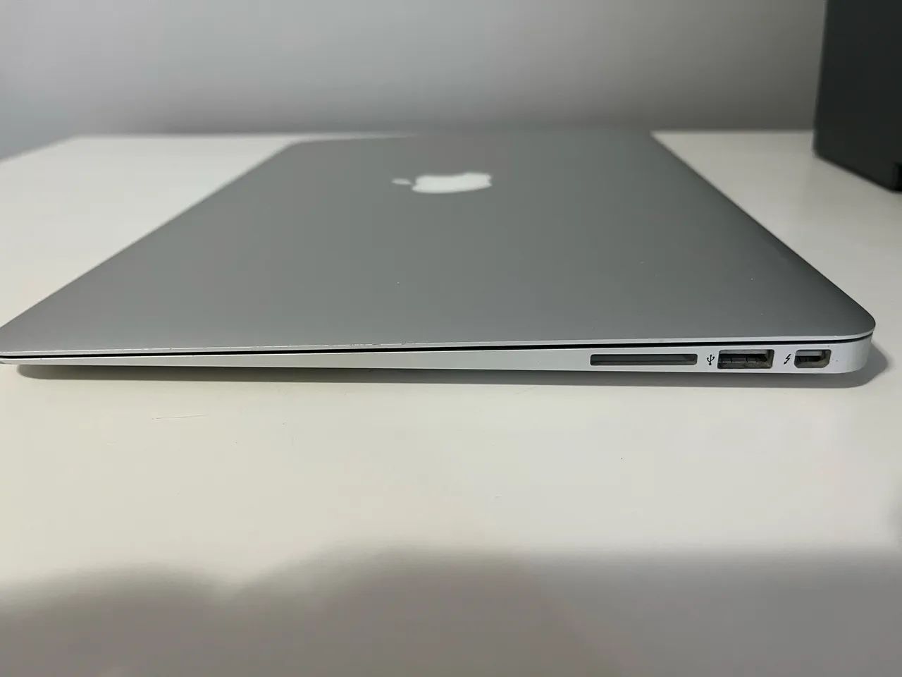 MacBook Air 13? 2015 i5 128GB SSD - Completo + Case - 356 ciclos - Foto 6