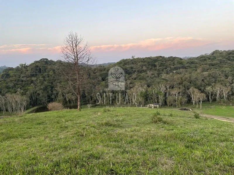Terreno com lago e vista privilegiada- 40.000m²