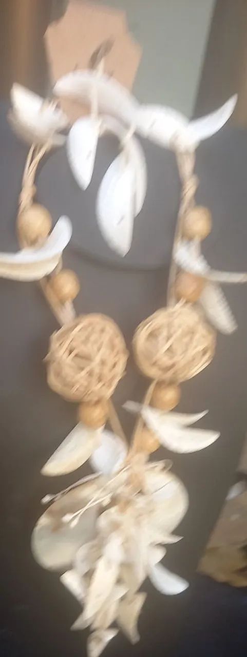 Conjunto de colar e brinco de madrepérola  - Foto 2