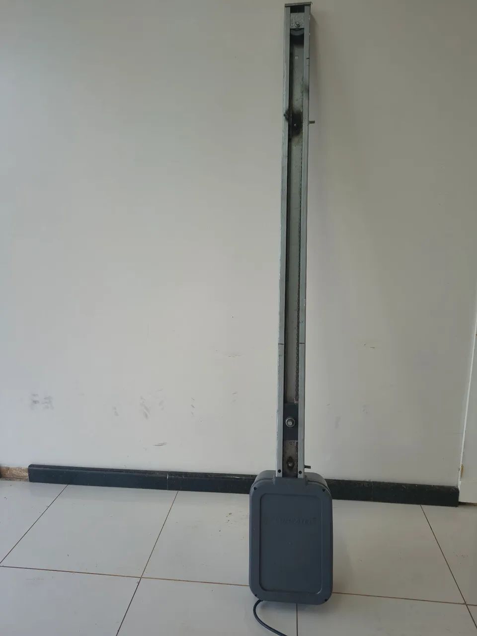 MOTOR PARA PORTÃO DE ELEVAÇÃO  - Foto 4