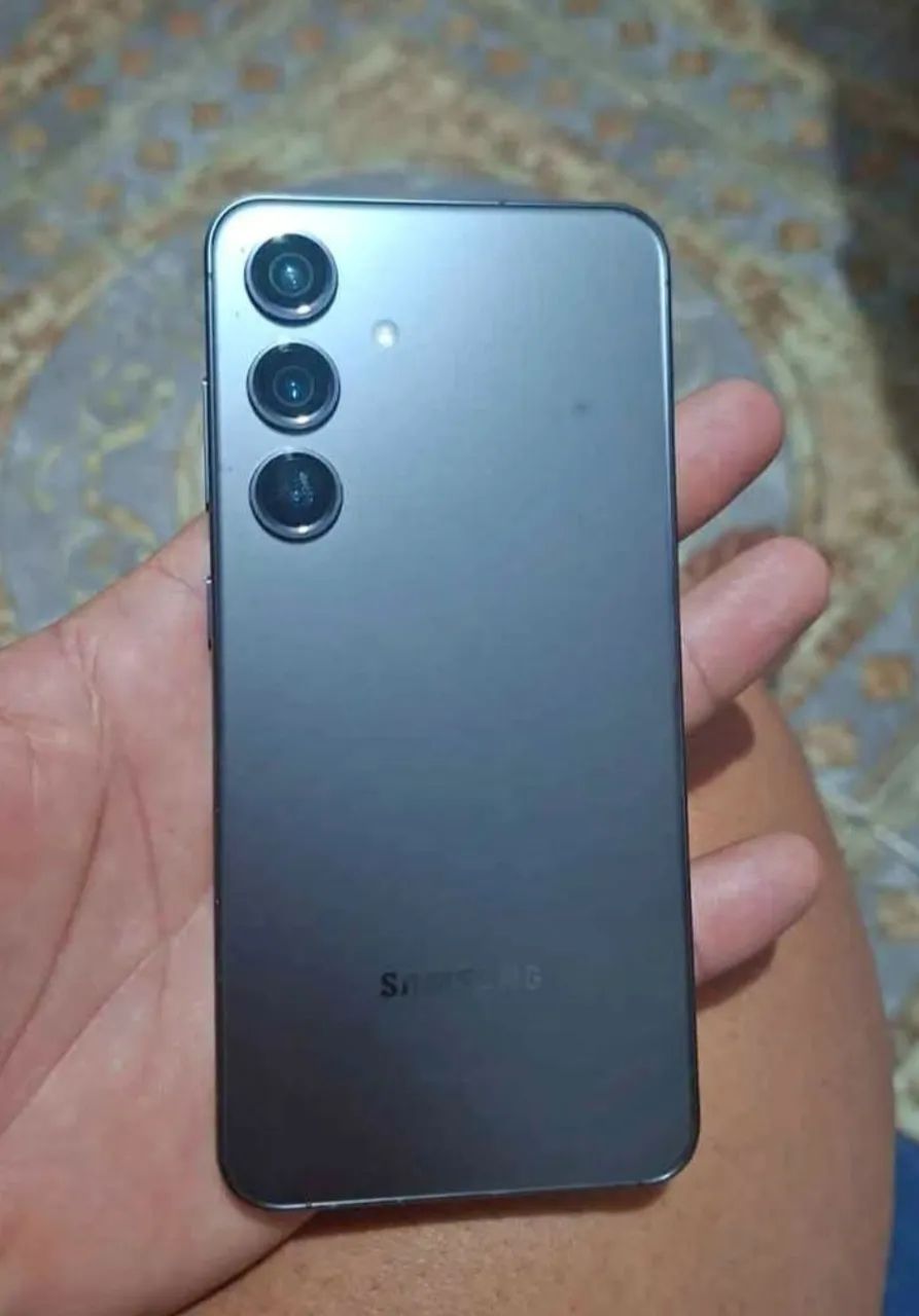 Samsung S24 NORMAL
