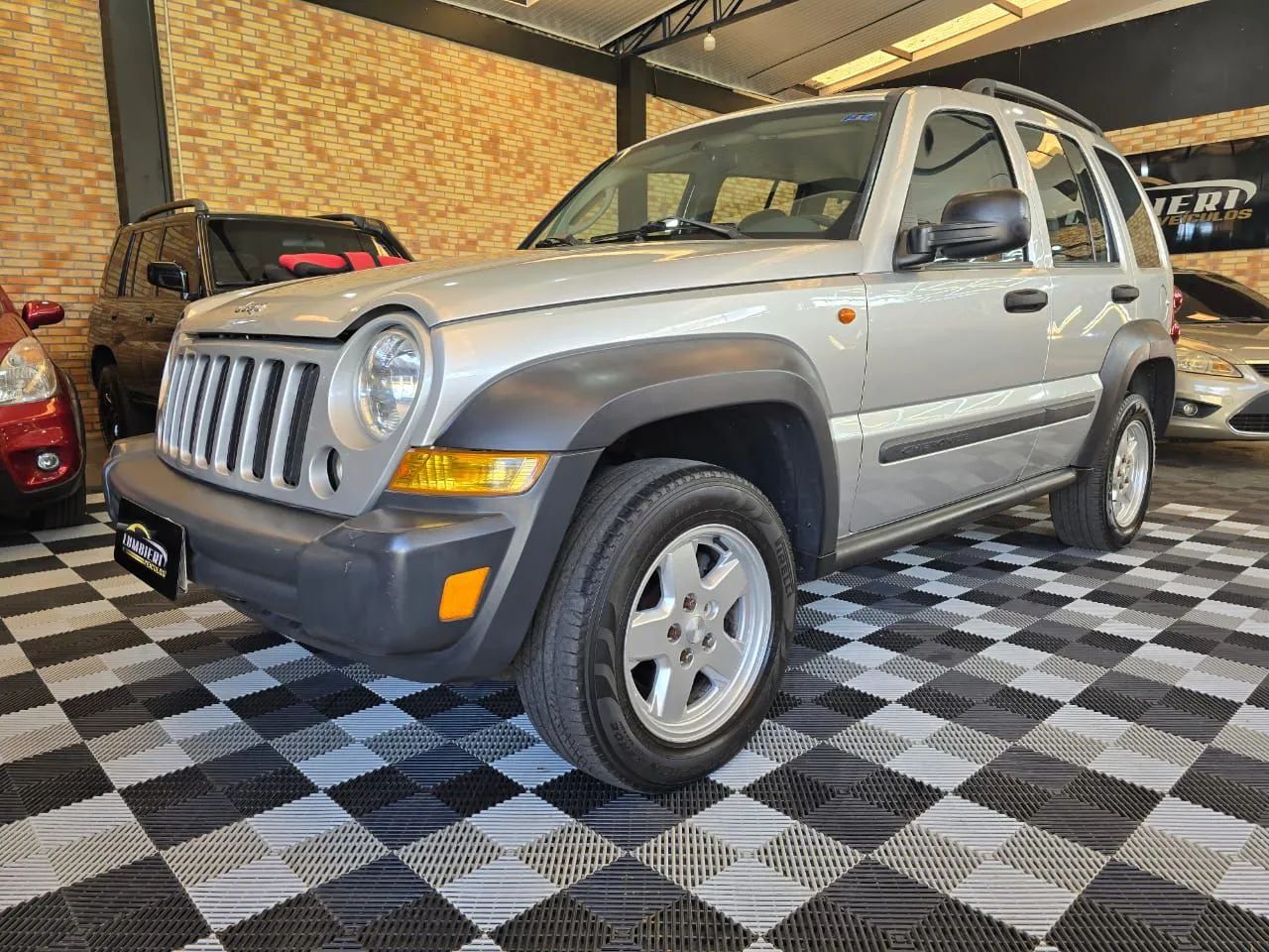 Jeep Cherokee Cherokee Sport 3.7 4x4 V6 12V Aut. 2007