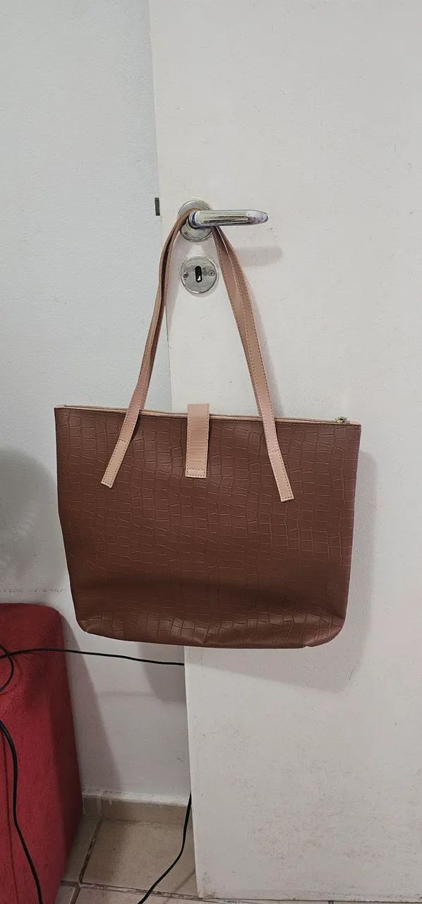 Bolsa couro fino (nunca usada) - Foto 2