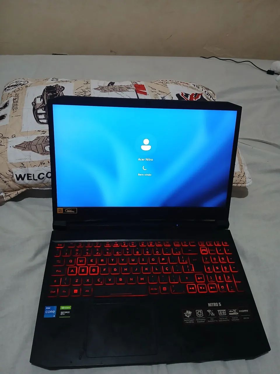 Acer nitro ( LER A DESCRIÇÃO )