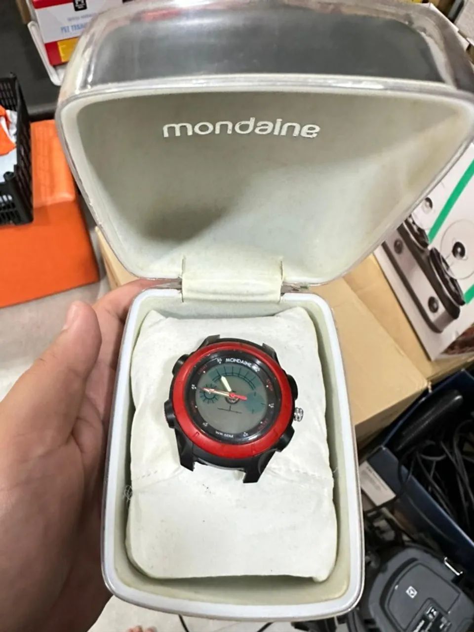 relogio mondaine