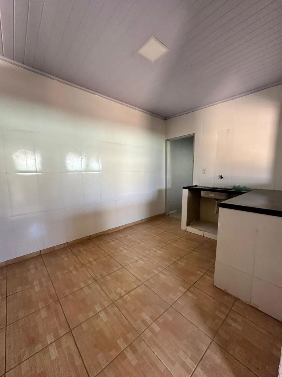 CASA E LOJA  PARA LOCAÇÃO - SETOR LESTE - Foto 3