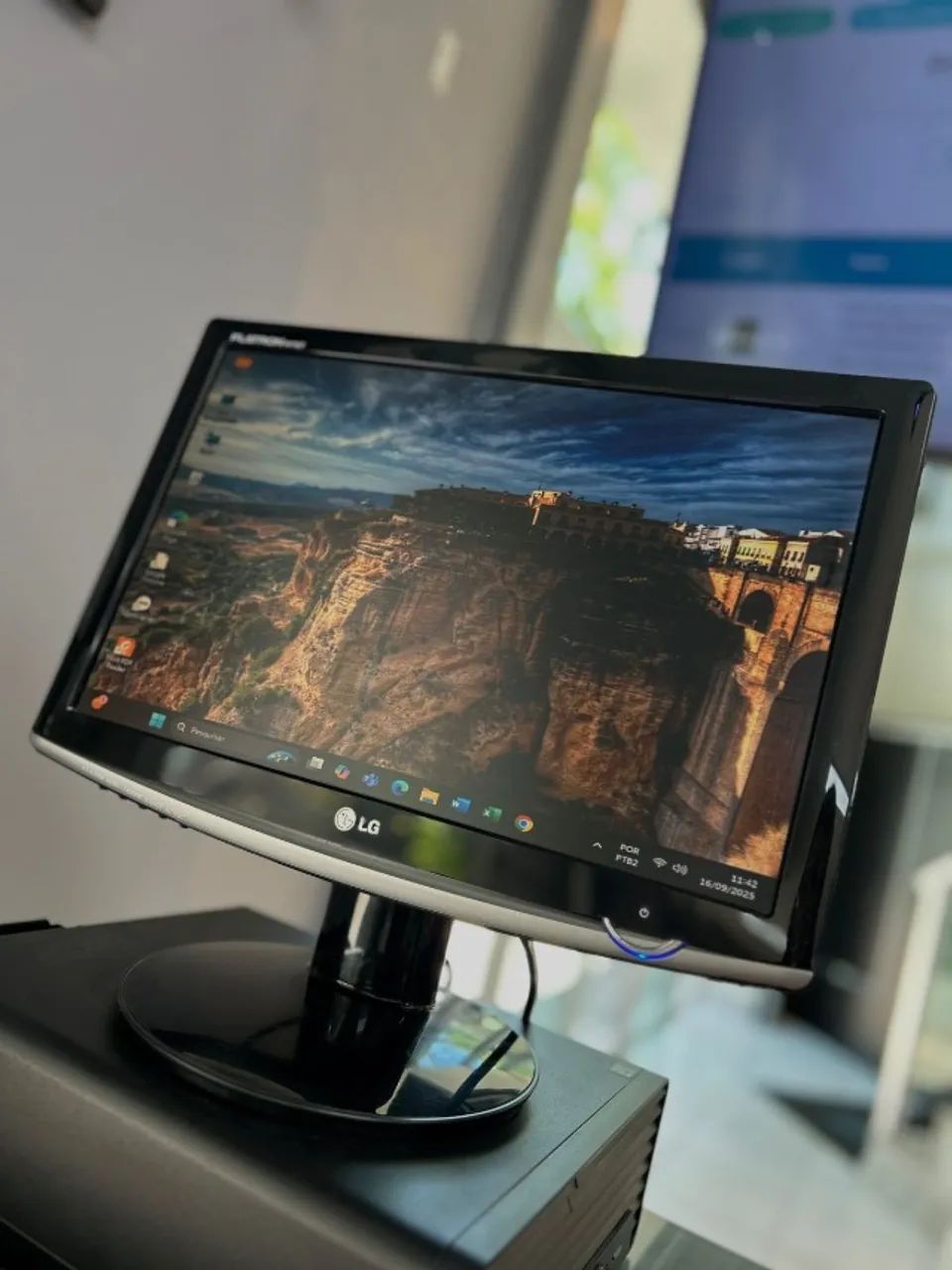 Monitor LG Flatron 