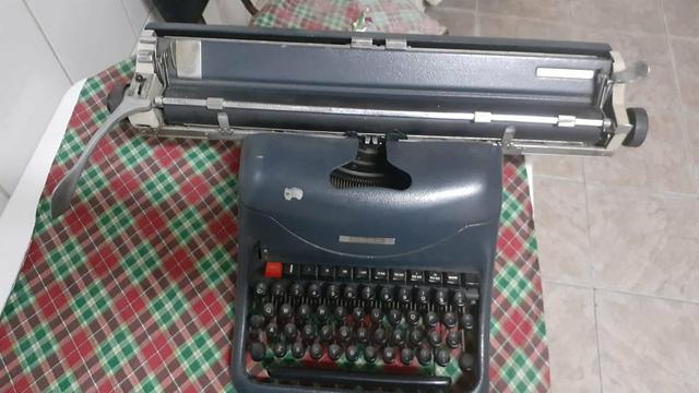 Máquina De Escrever Olivetti Industrial - Foto 2