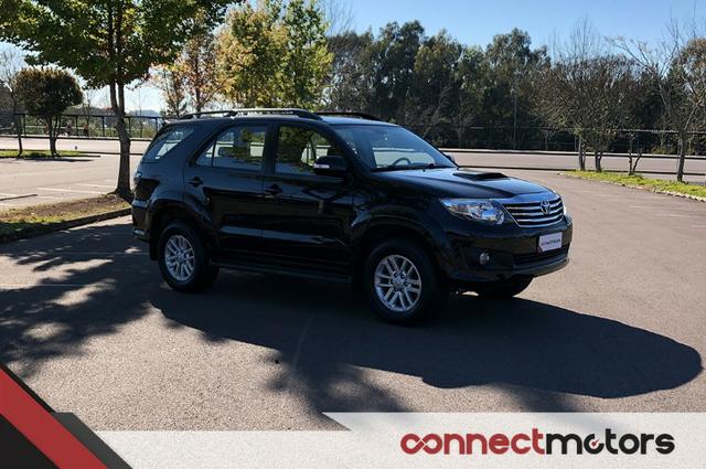 Toyota Hilux SW4 SRV 3.0 TDI Automático - 2014 - Foto 19