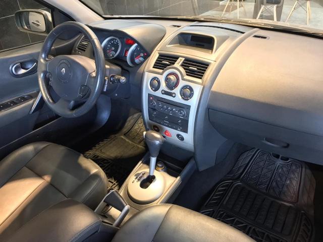 MÉGANE 2007/2008 2.0 DYNAMIQUE SEDAN 16V GASOLINA 4P AUTOMÁTICO - Foto 4