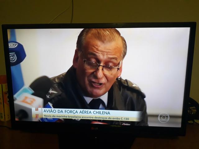Vende-se essa tv por motivo que vou mudar de cidade - Foto 3