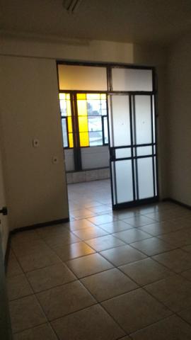 Sala 58m2 no bairro Sagrada Família - Foto 4