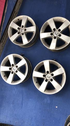 Roda 16 new civic 2008 vendo unidade 300