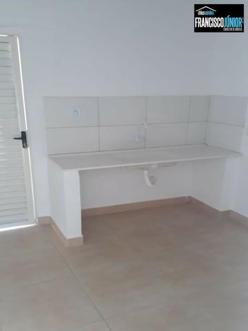 Casa em Santa Bárbara de Goiás, Construção Nova num lote inteiro de 250 m². Perto do Lago - Foto 8
