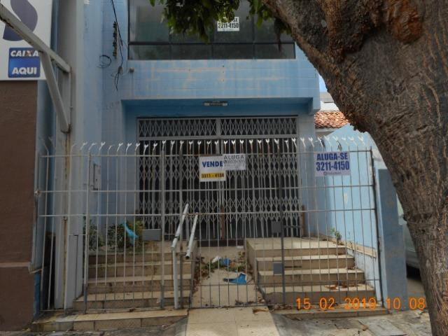 Loja comercial com dois pavimentos na rua maruim 107 bairro centro