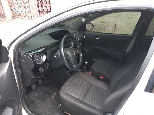 Etios sedan 1.5 xls 2014 - Foto 5