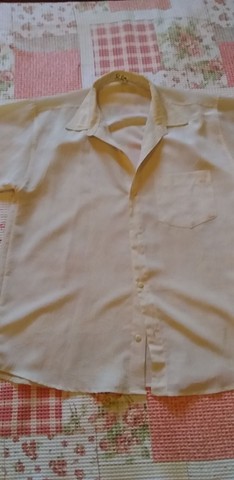 Camisa de manga longa tecido jacquard tamanho M cor creme linda