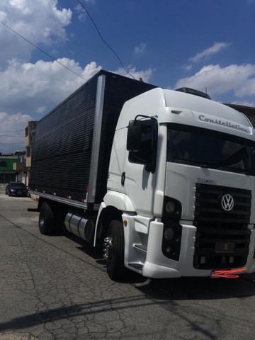 CAMINHÃO 19.370 CLM T 4X2 BAÚ