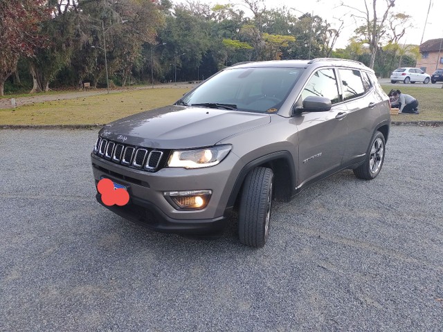 VENDO JEEP COMPASS LONGITUDE 2019