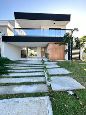 Lindo duplex novo com 4 suites + piscina