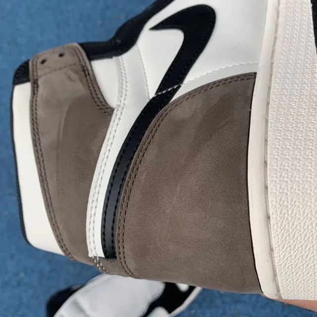 Air Jordan 1 'Dark Mocha' - Foto 4