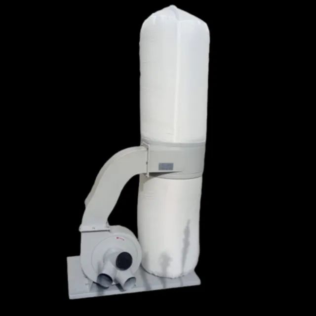 Limpeza Profissional em Ação: Coletor de Pó Zeus Z-3 com Motor de 3cv e Entradas 3 X 100 m