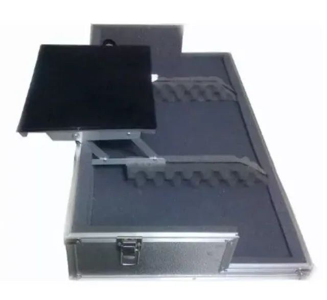 Hard Case para notebook e mesa controladora
