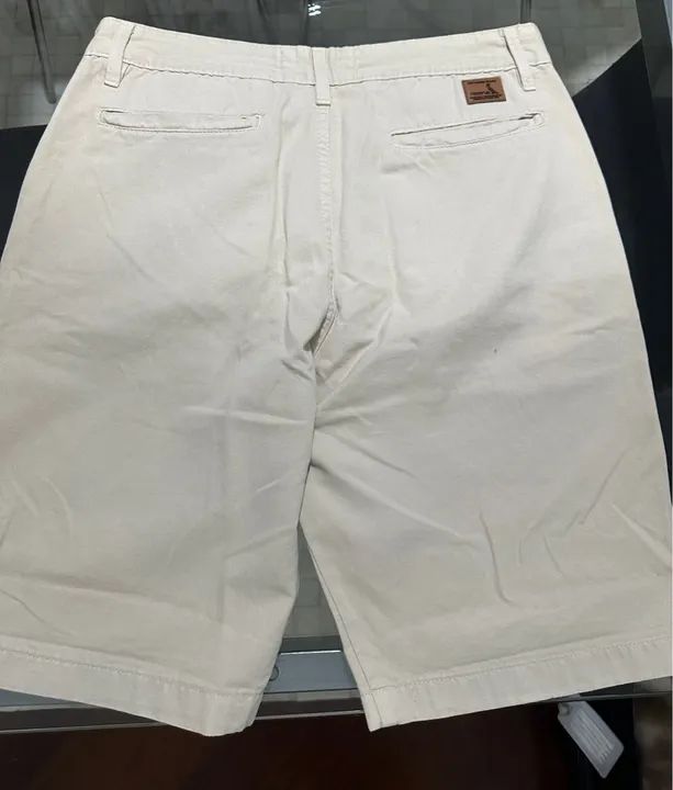 Bermuda Masculina Bege tamanho 40