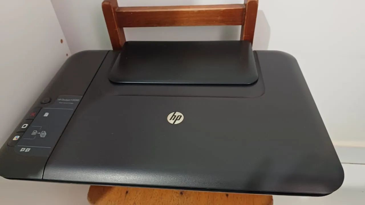 Impressora HP DeskJet 12050 - Foto 2