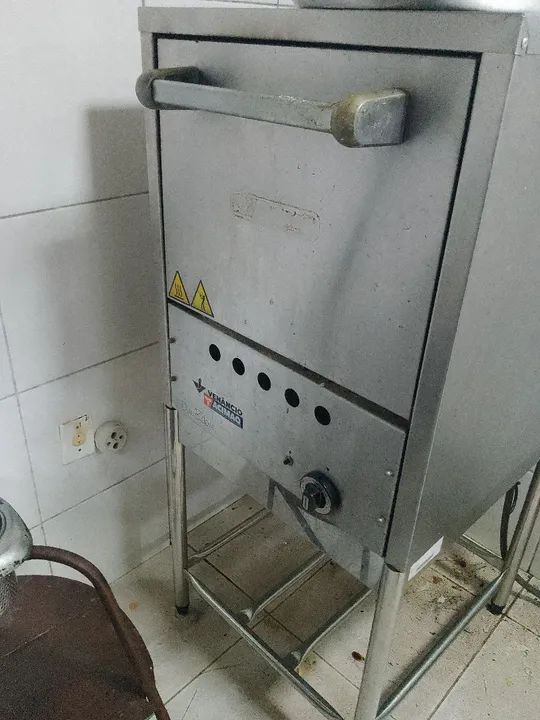Forno Inox a gás Venâncio Don Bidone 127v... Funcionando Perfeitamente 
