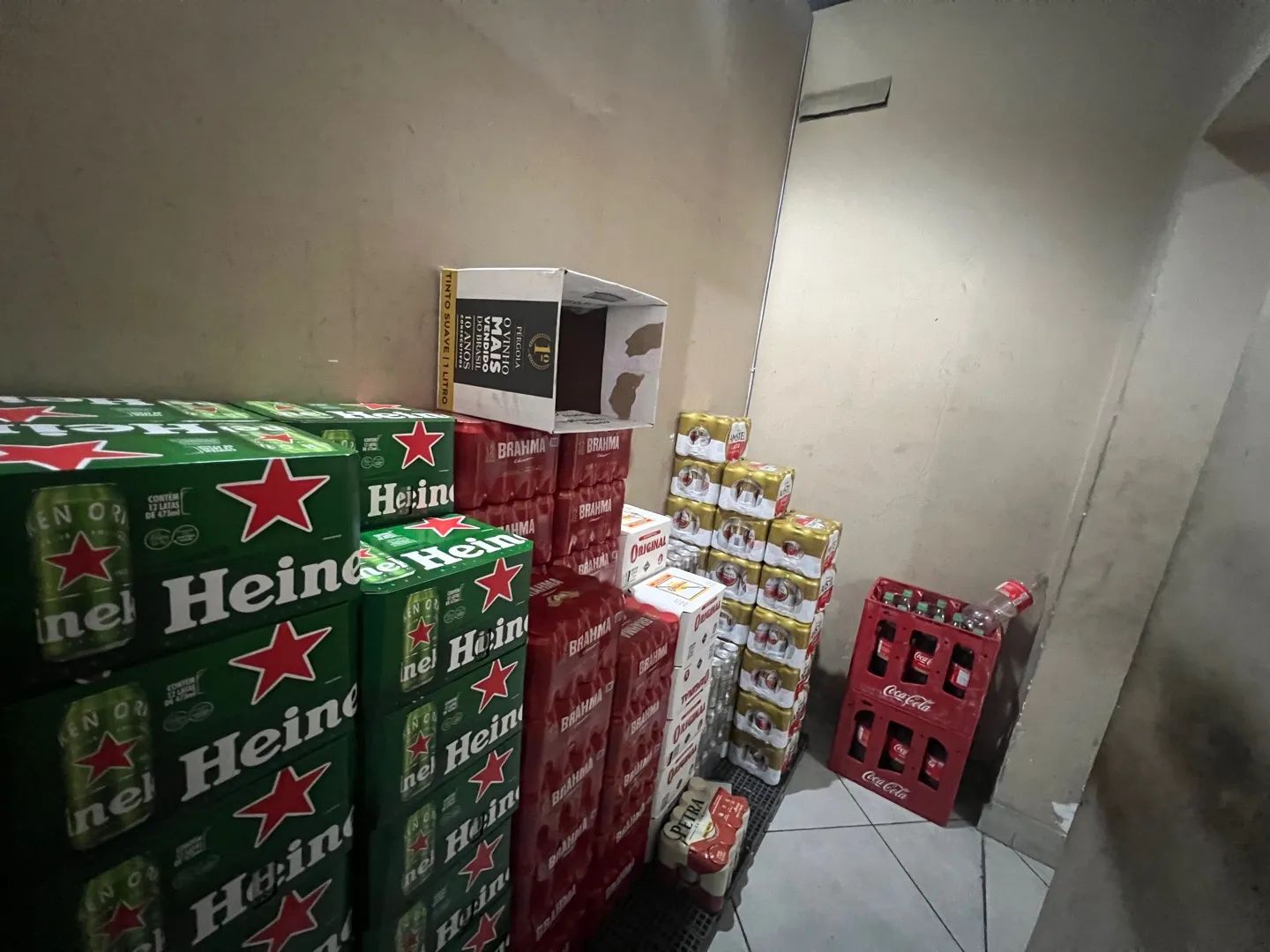 VENDO DISTRIBUIDORA DE BEBIDAS  - Foto 7