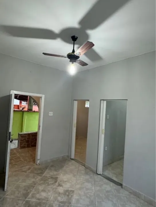 B013 Residência em São Cristóvão com garagem