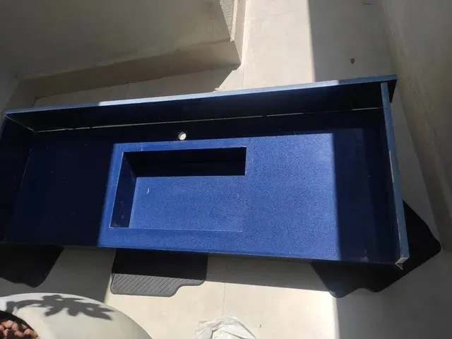 Linda pia azul estrelar