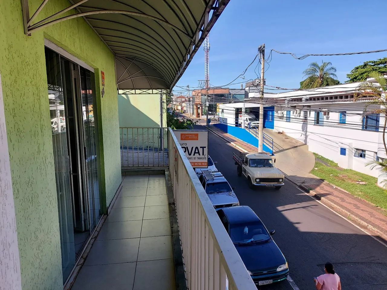 SALA COMERCIAL DUPLA NA PARTE DE CIMA FRENTE AO UPA SÃO BENEDITO  UBERABA  - Foto 2