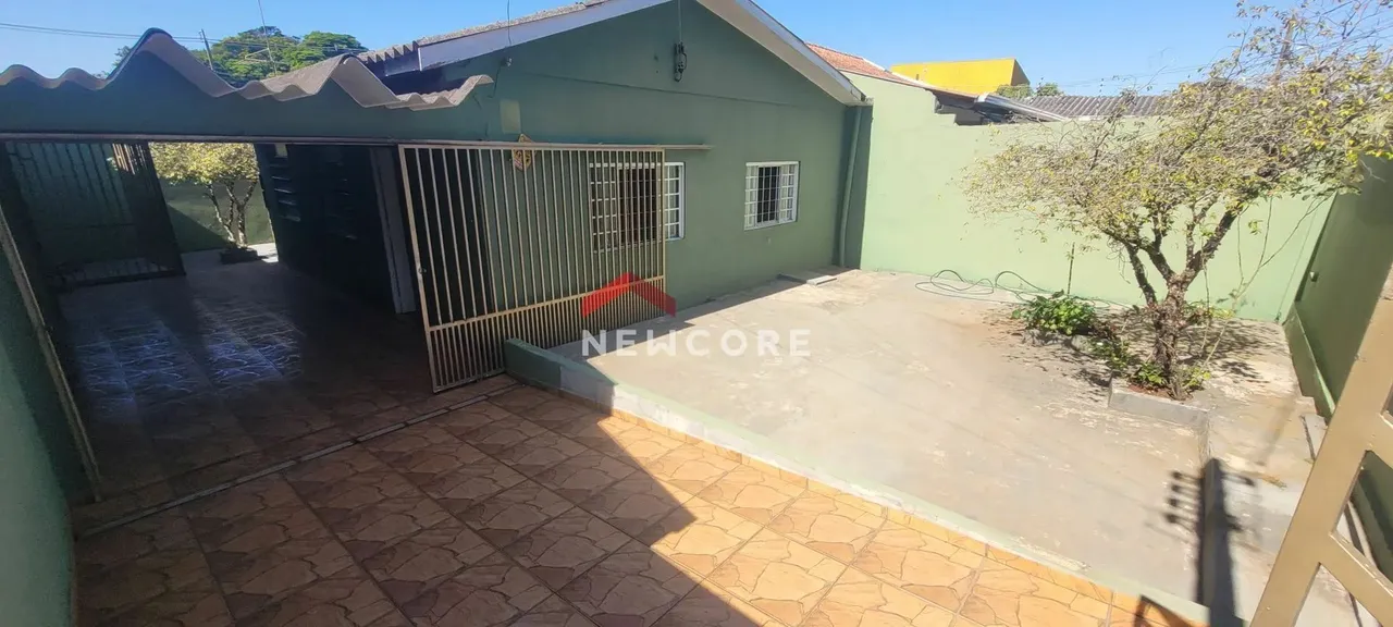 Casa em Rua Euvira Nhola Fonseca - Conjunto Habitacional Maria Cecília Serrano de Oliveira