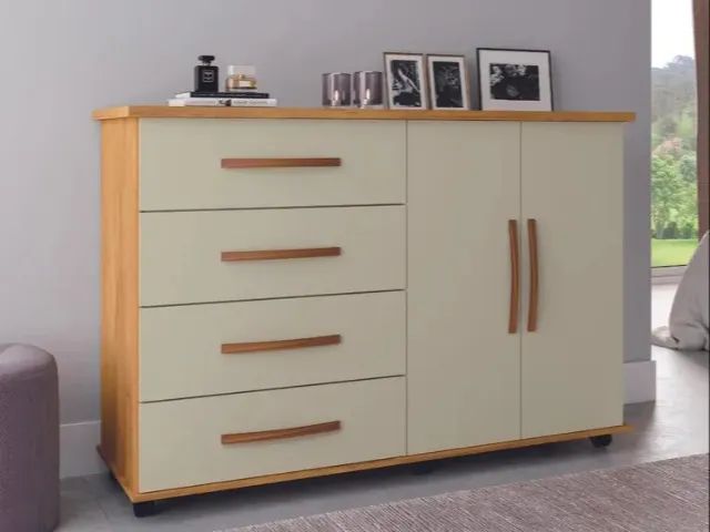 Cômoda 4 Gavetas e 2 Portas Branco 97,8x136,5x44,8 DIVIDIMOS EM ATÉ 10X SEM JUROS