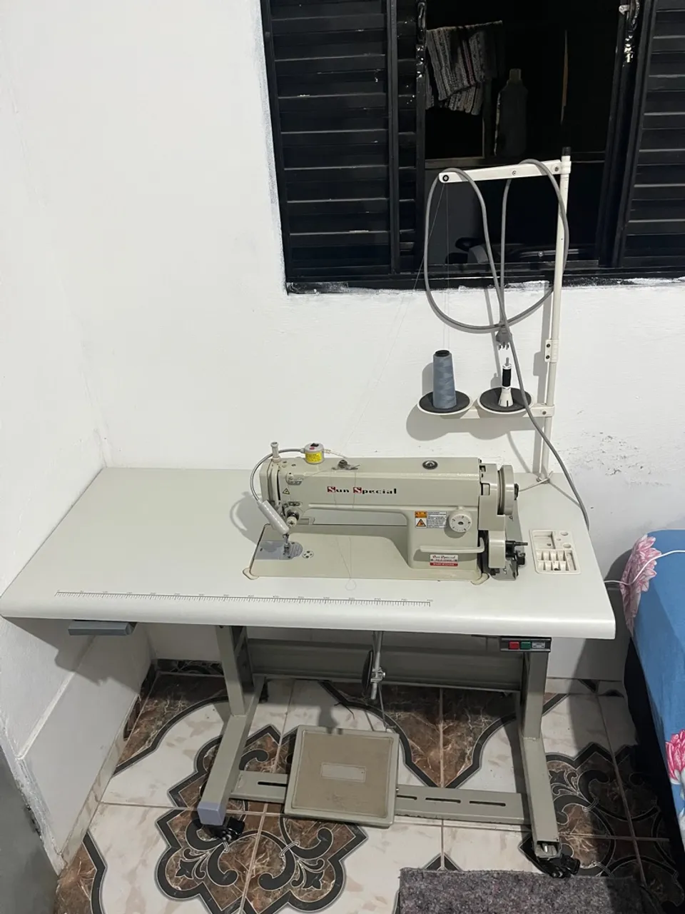 Máquina de Costura Industrial