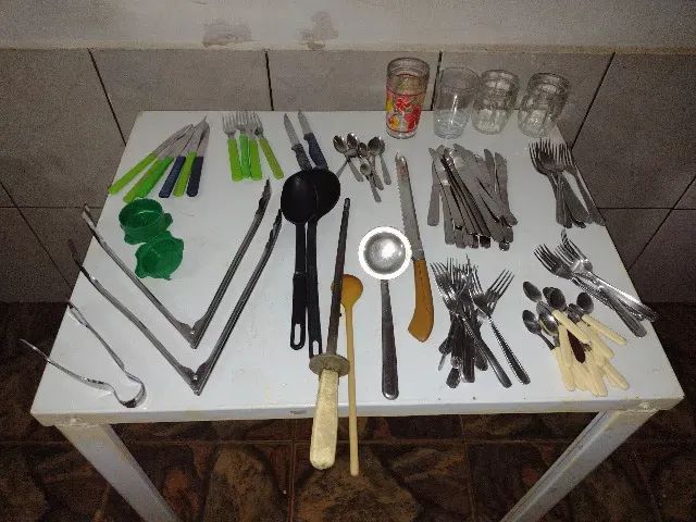 Conjunto Talheres 90 peças variadas