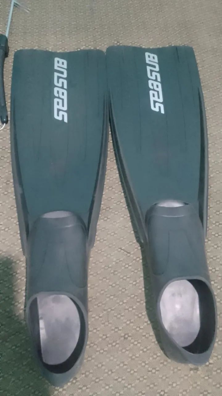 Kit pesca profissional nadadeira + arpão + máscara + lanterna a prova d?água  - Foto 2