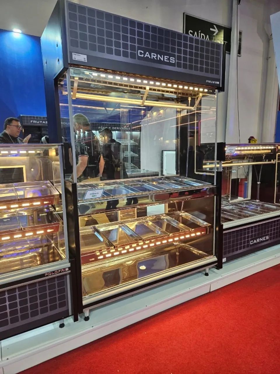 Balcão refrigerado para carnes - supermercado- açougue - vitrine expositora  - Foto 4