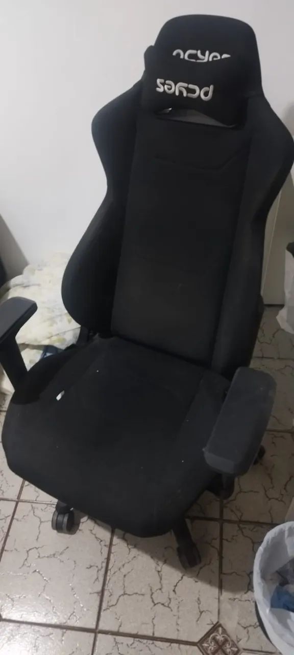 Cadeira Gamer Mad Racer V8 Turbo - Preta - Quase Nova