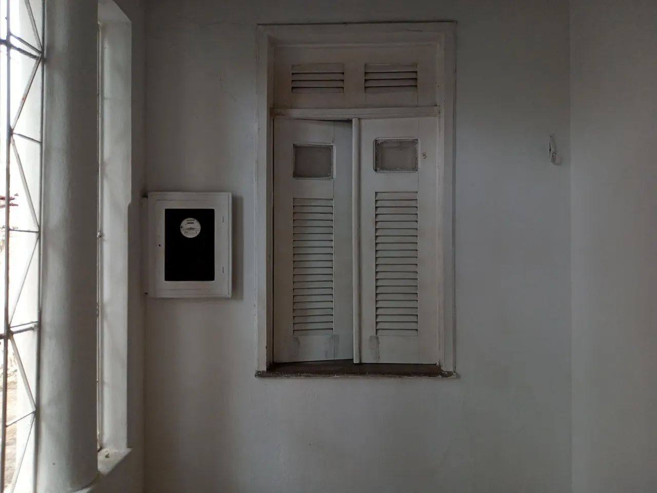 Casa aconchegante em excelente estado, em uma Vila familiar. Com 60m², 2 quartos, sala, co - Foto 2