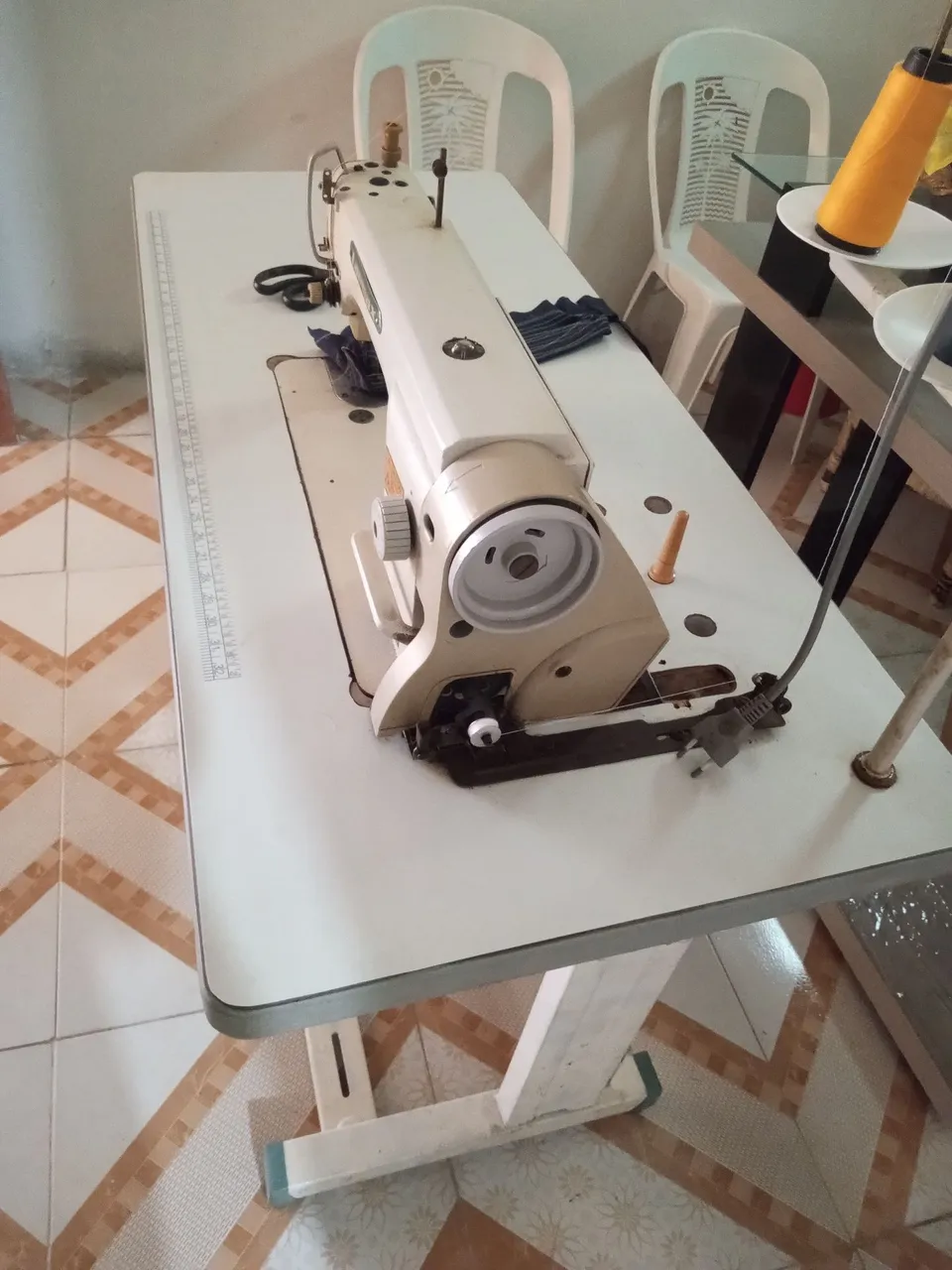 Máquina de Costura Industrial Completa
