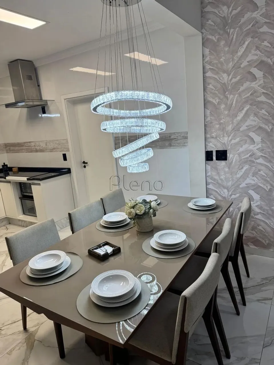 Casa com 6 suítes à venda no Jardim Esplanada, em Indaiatuba.
