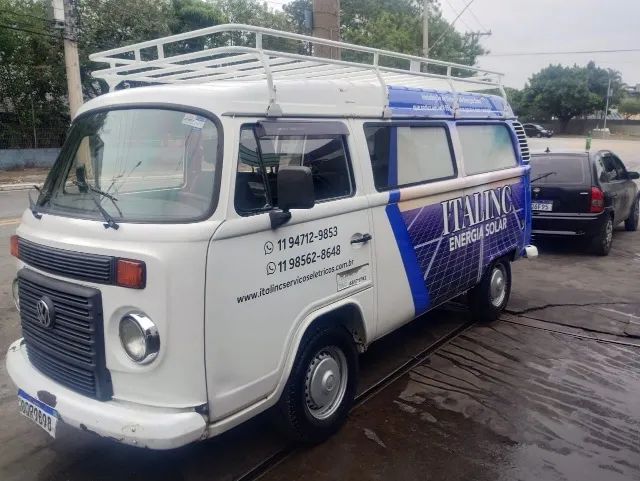 Kombi 2013 /2014 ,Motor novo ,pronta trabalhar 