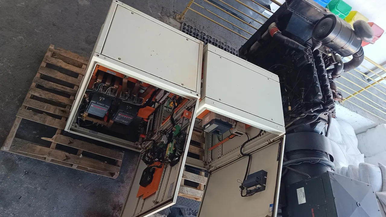 Grupo gerador 310kva/220volts
