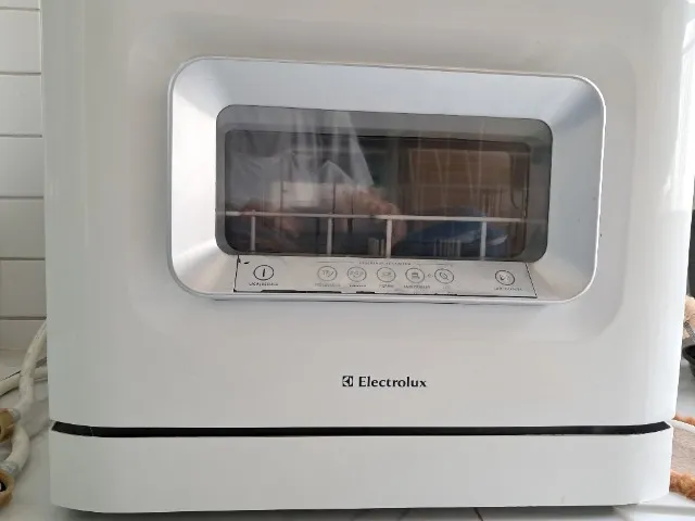 Lava Louças ELECTROLUX LE06B 6 serviços 110 Branca