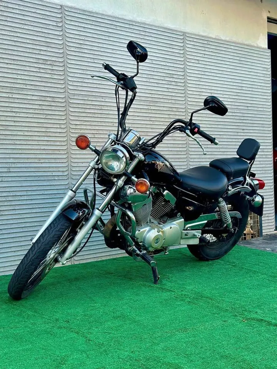 Virago 1998